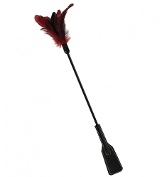 FUSTA ESTIMULADORA CON PLUMAS
